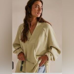 Ladies XS FREE PEOPLE Beach Pale Sage Marguerite Pullover Sweatshirt Oversized